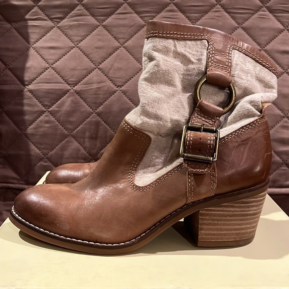 Lucky Brand  'LK BOXER' Women’s Boots Size 7.5 - Picture 3 of 8